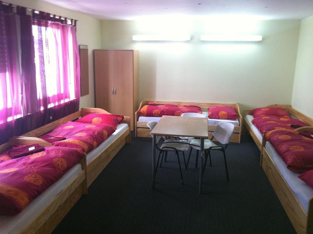 Moldova Hotel 2*